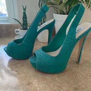 Steve Madden heels